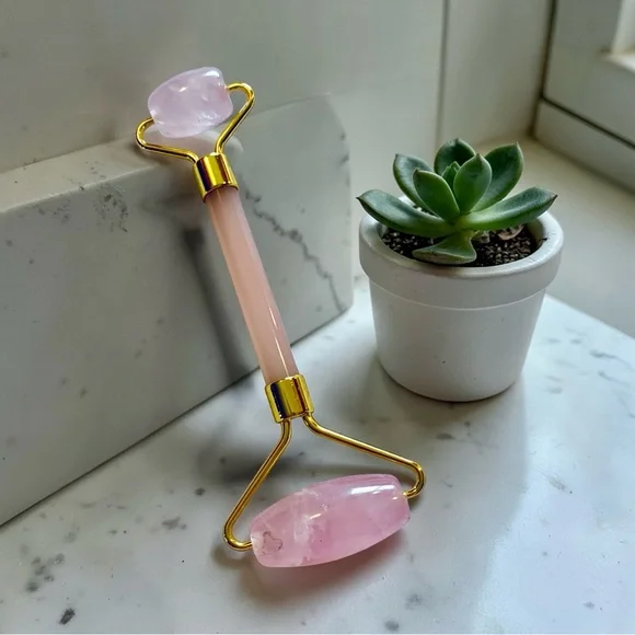 Rose Quartz Facial Roller - Pink and Gold - Picture 1 of 1